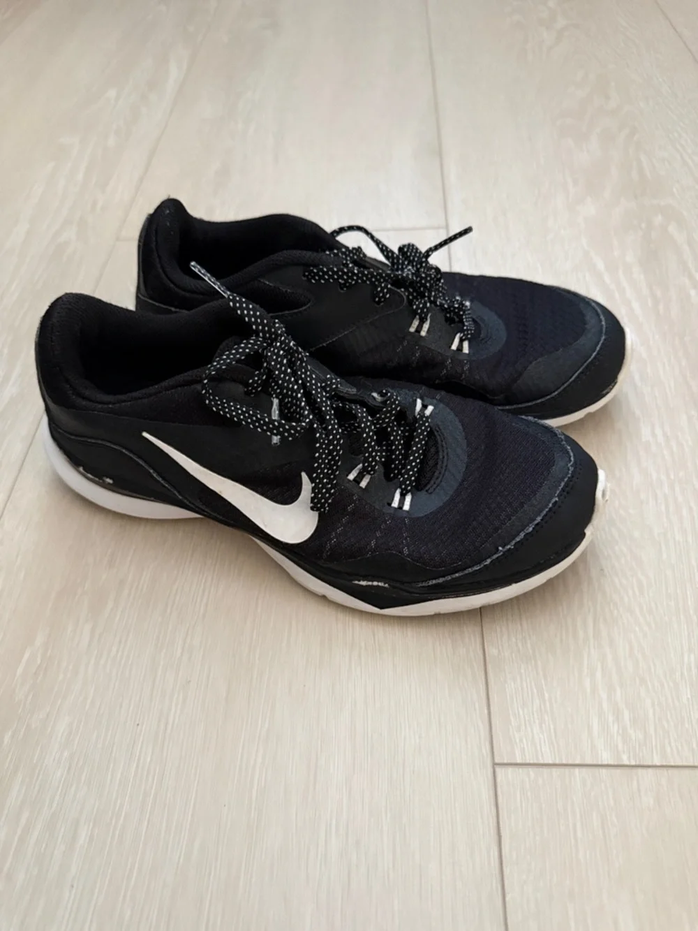 ✨ Nike Dual-Tone Black and White Shoes